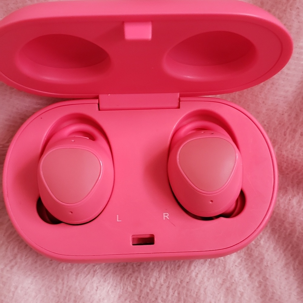 Pink Gear IconX Earbuds